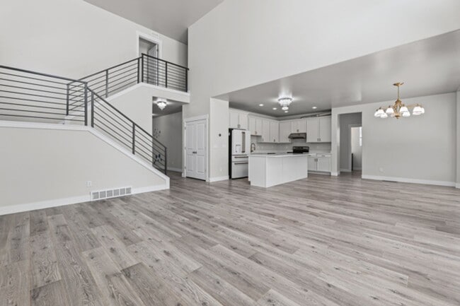 Building Photo - 2877 S Greenhead Dr
