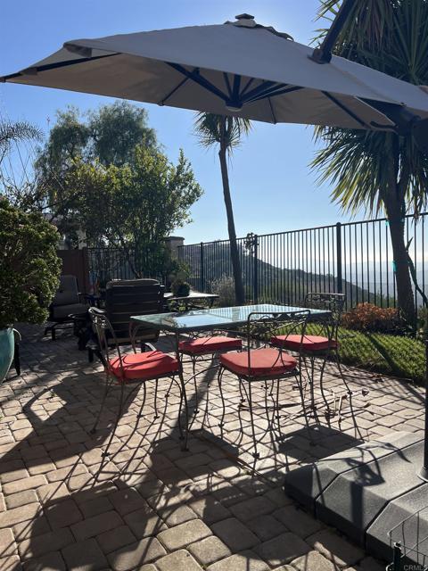 Building Photo - 1969 Woodland Heights Glen