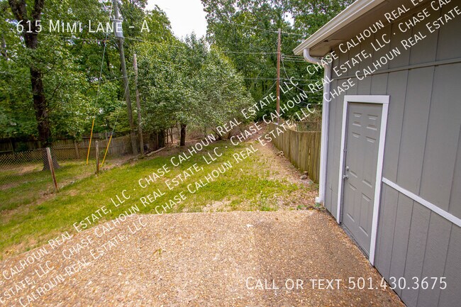 Building Photo - 615 Mimi Ln