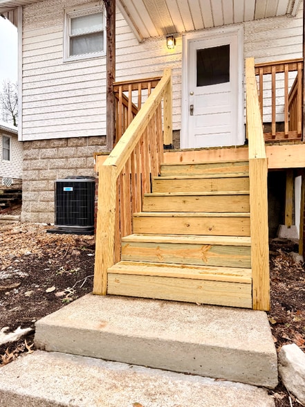 Building Photo - 2755 Grandview Ave