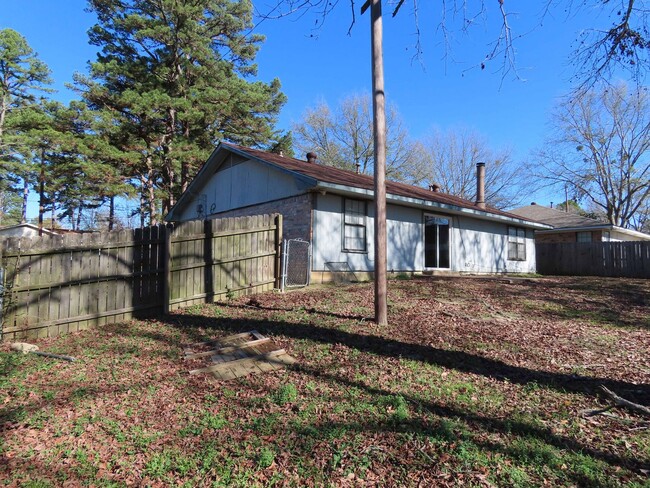 Building Photo - Lovely 3 Bedroom, 2 Bath Home in Tyler!