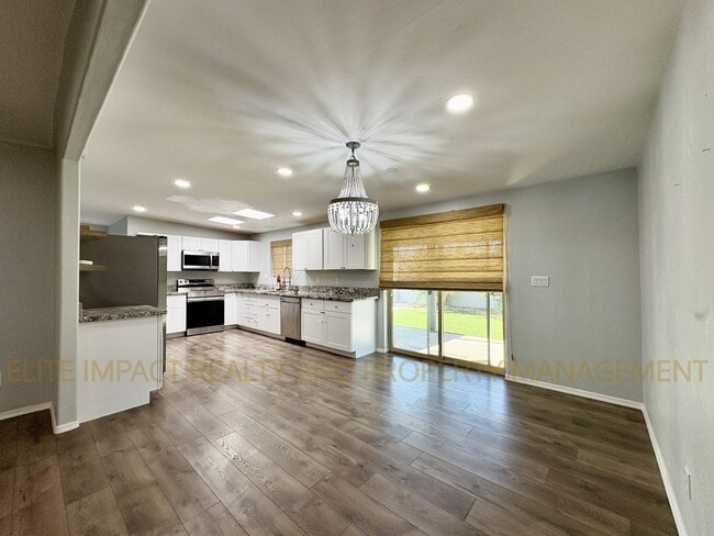 Building Photo - 7429 E 45th St