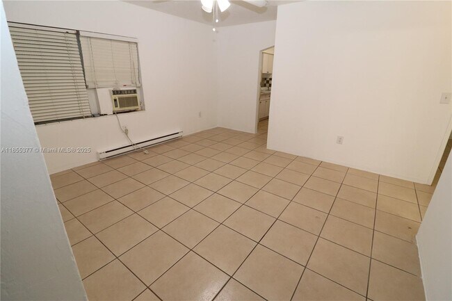 Building Photo - 777 NE 85th St