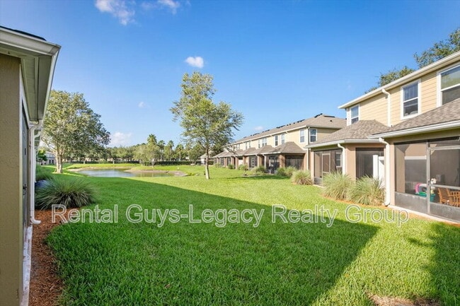 Building Photo - 13354 Solar Dr