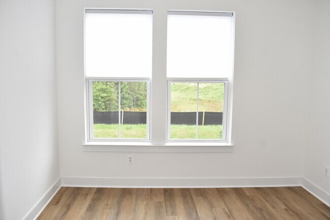 Building Photo - 9604 Blue Ash Aly