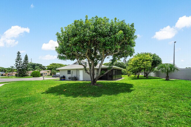 Building Photo - 6098 Winding Brooke Way