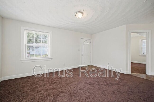 Building Photo - 428 Melville Rd