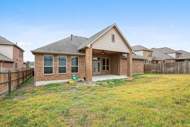 Building Photo - 8804 Vantage Point Dr