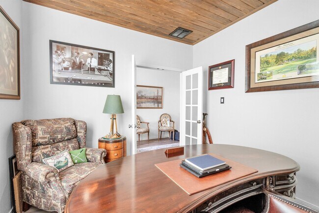 Building Photo - 8217 Boundary Waters Dr