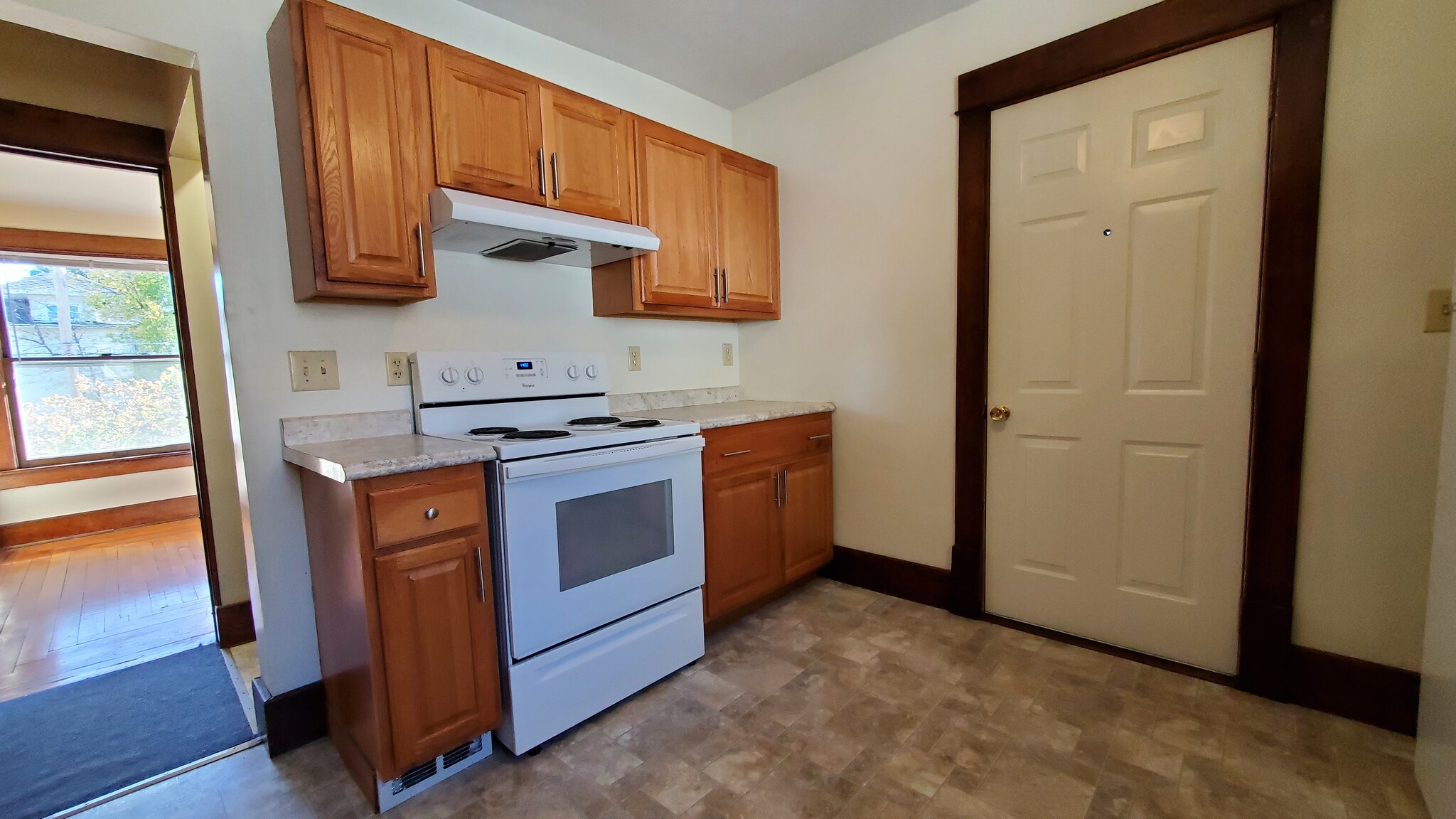 Kitchen - 3261 R St