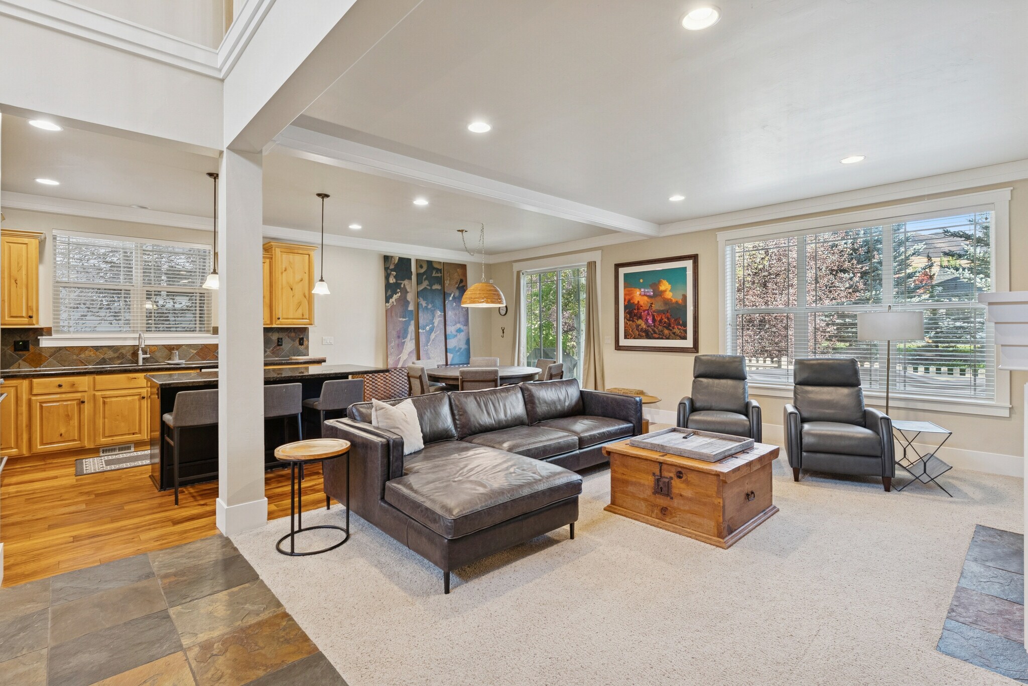 Building Photo - 541 Craftsman Way