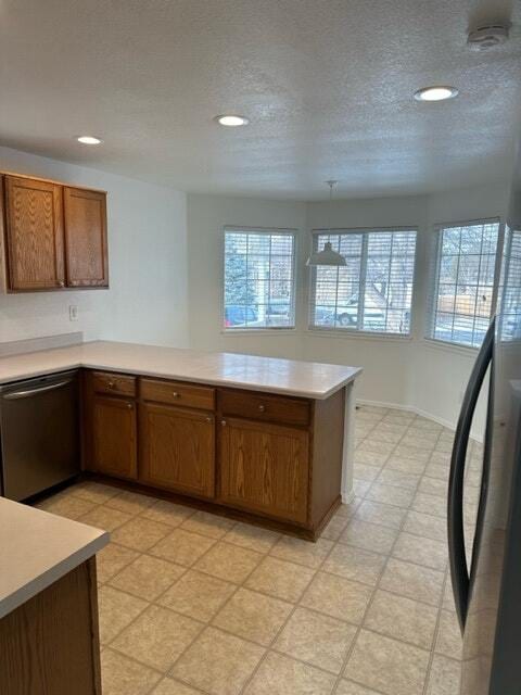 Building Photo - 23736 Broadmoor Dr