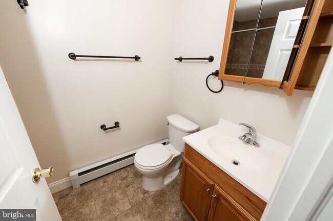 Building Photo - 231 Sharpless St