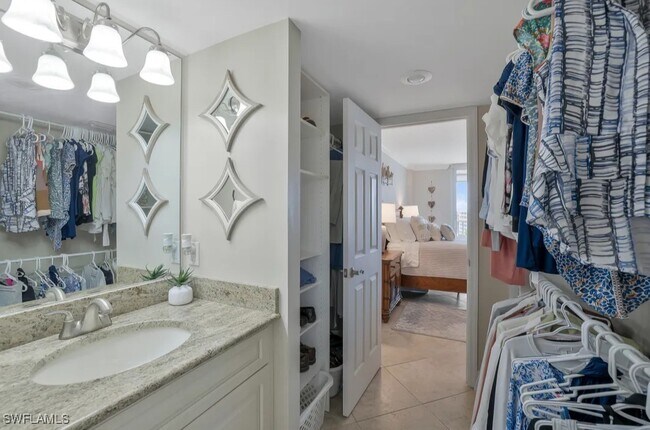 Building Photo - 5 Bluebill Ave