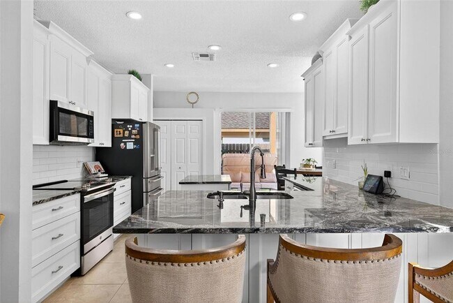 Building Photo - 1400 Holly Glen Run