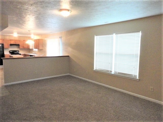 Building Photo - 2947 Hazelview Ln