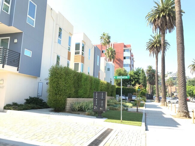 Building Photo - 5628 W Observation Ln