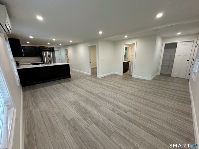 Building Photo - 309 Flanders Rd