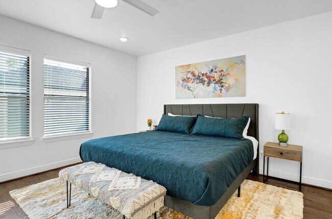 Building Photo - 3021 Prospect St