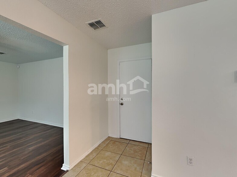 Building Photo - 1227 Scarlet Sage Pky