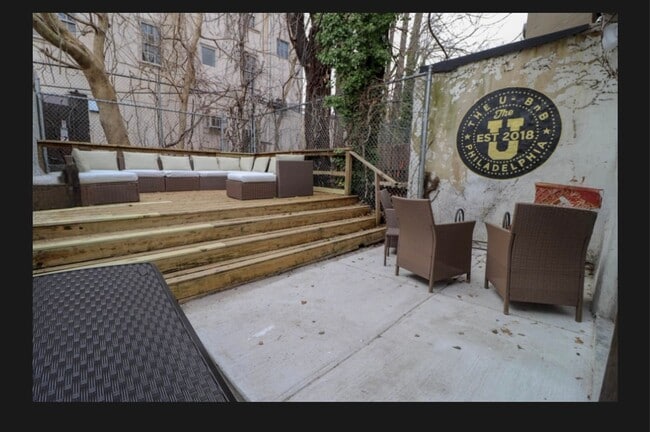 Building Photo - 47TH_1128