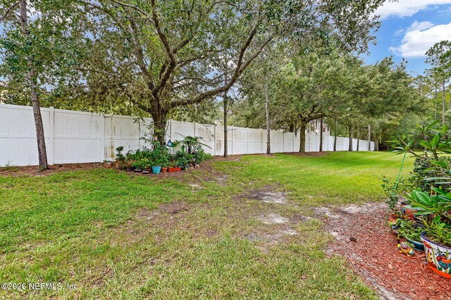 Building Photo - 6791 Roundleaf Dr