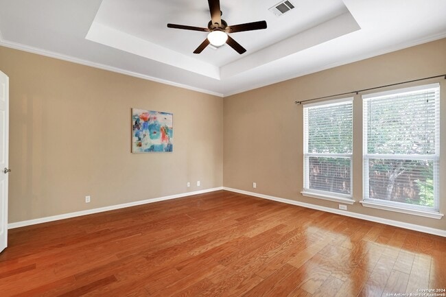 Building Photo - 5 Willow Heights Dr