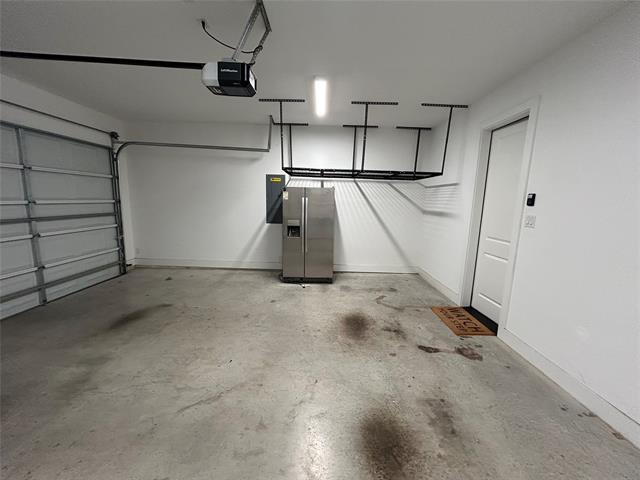 Building Photo - 2117 River E Ln.