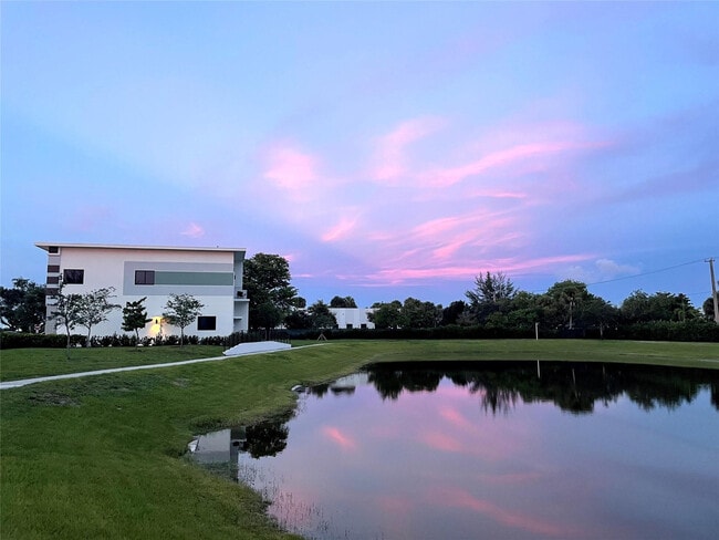 Building Photo - 4380 NW 8th Ct