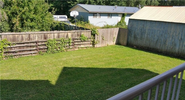 Building Photo - 5786 Portal Way