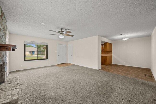 Building Photo - 101 Norwood Dr