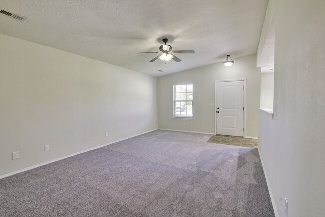 Building Photo - 6603 Prairie Trail