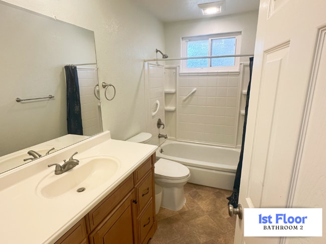 Building Photo - 788 S Bernardo Ave