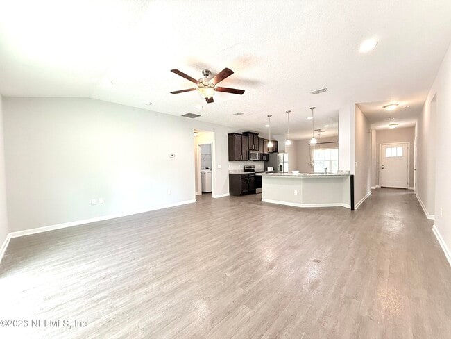Building Photo - 6822 Mc Mullin St