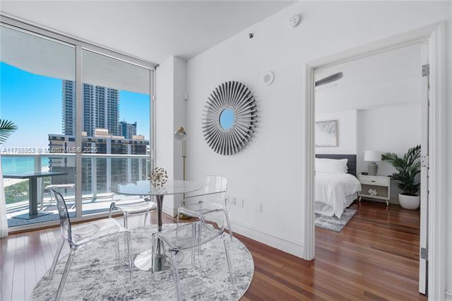Building Photo - 6515 Collins Ave
