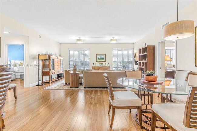 Building Photo - 8395 SW 73rd Ave