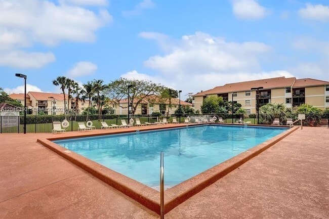 Building Photo - 5761 Riverside Dr
