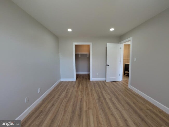 Building Photo - 6431 Richmond Hwy