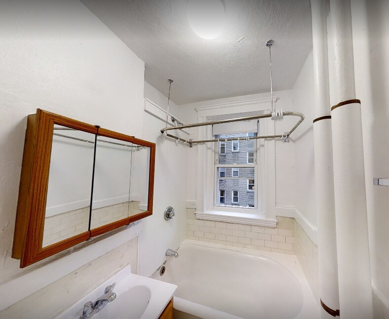 Building Photo - 1195 Boylston St
