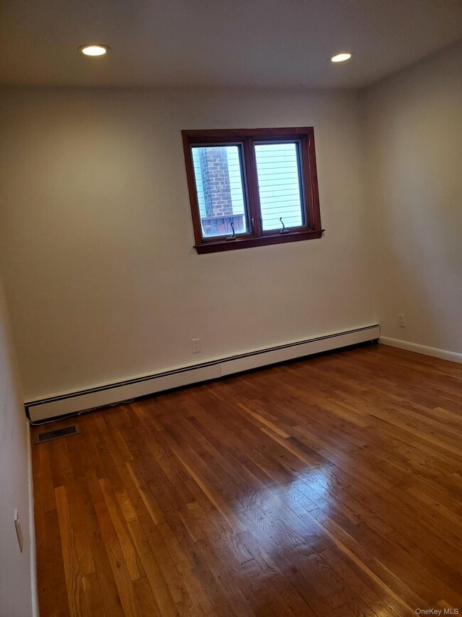 Building Photo - 55 Juniper Rd