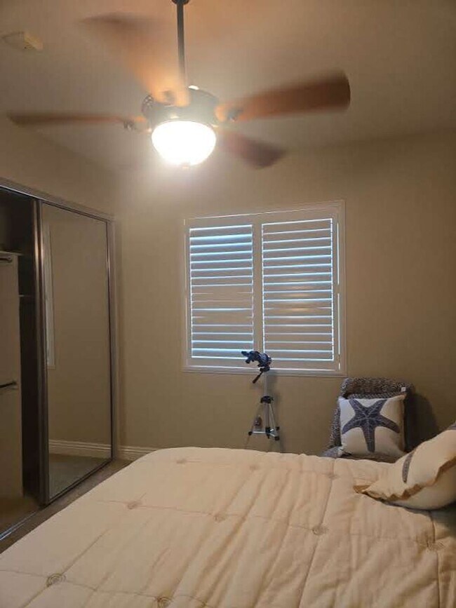Building Photo - An Amazing Furnished 3 Bedroom Condo at La...