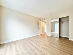 Building Photo - Modern 2BR/2BA Condo with A/C & 2 Parking Spaces – Prime Van Nuys Location