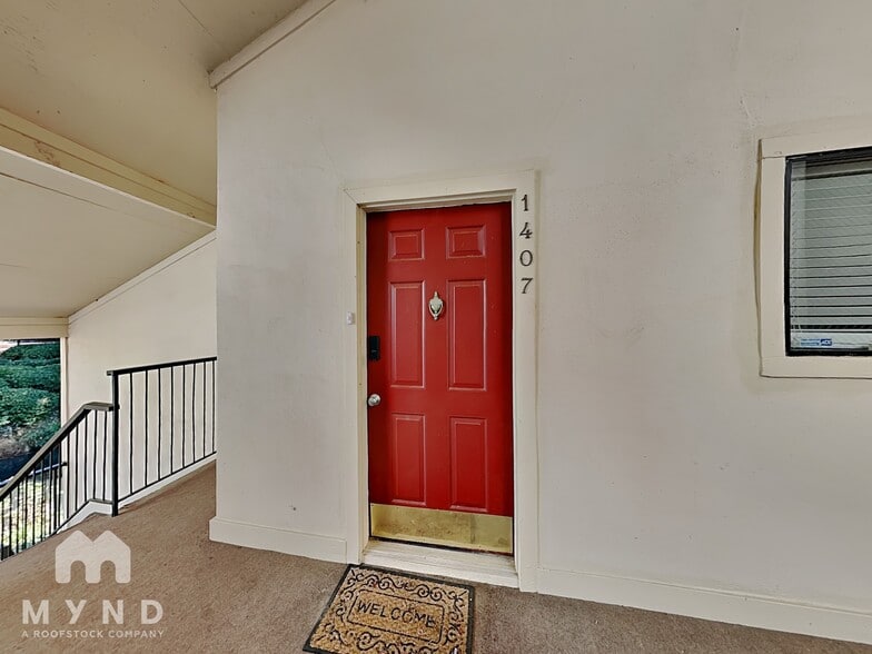 Building Photo - 1407 Huntingdon Chase