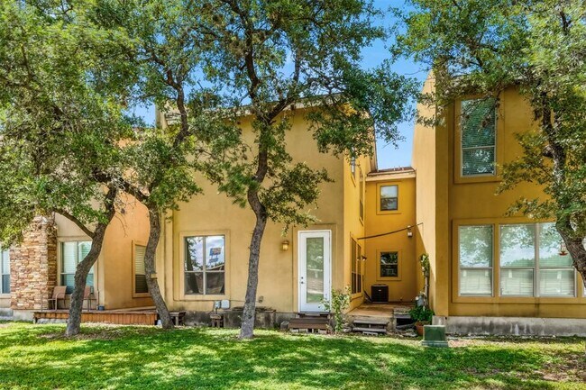 Building Photo - 2506 Camden Park