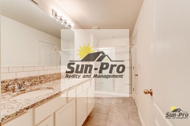 Building Photo - 1660 Pham Dr