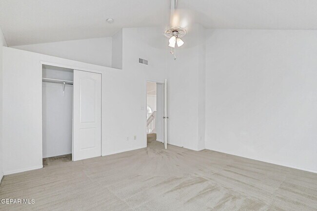 Building Photo - 3744 Tierra Isela Dr