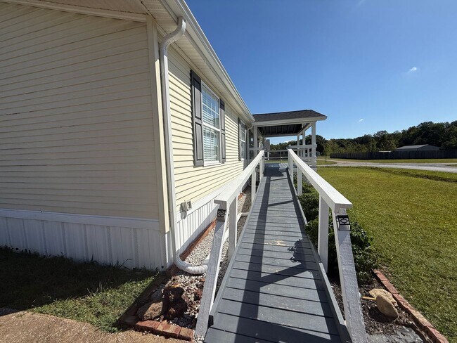 Building Photo - 3 Bed 2 Bath in Almo
