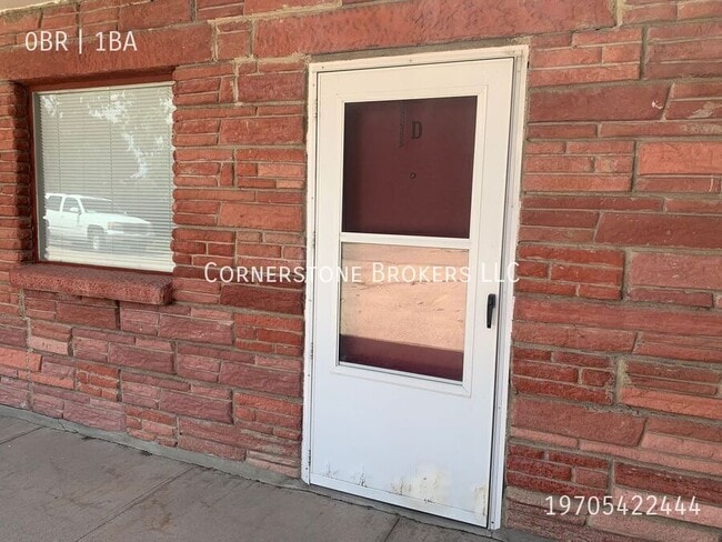 Building Photo - 1408 Edison St