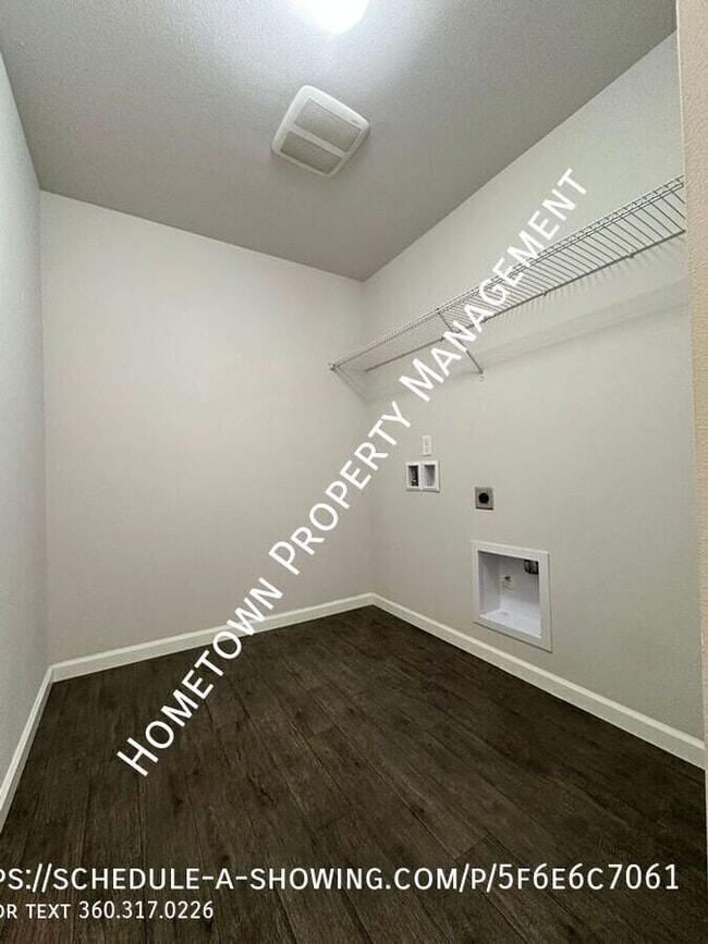Building Photo - 5347 50th Lp SE