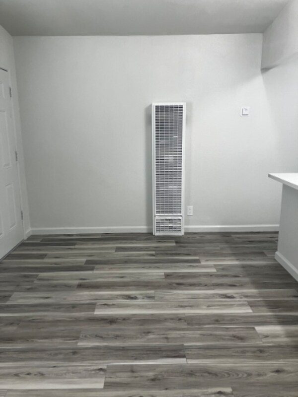 Primary Photo - 730 S Eastern Ave